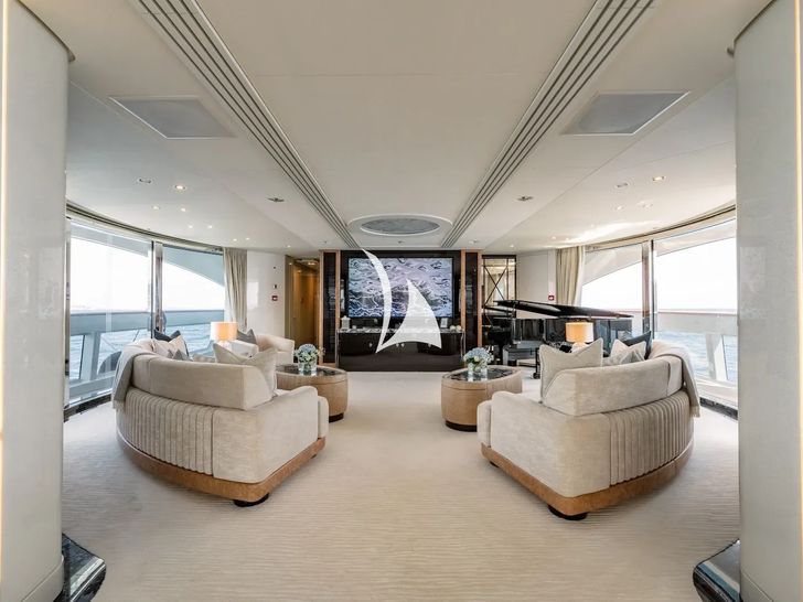 YOU Heesen 55m - sky lounge YOU Heesen 55m - sky lounge