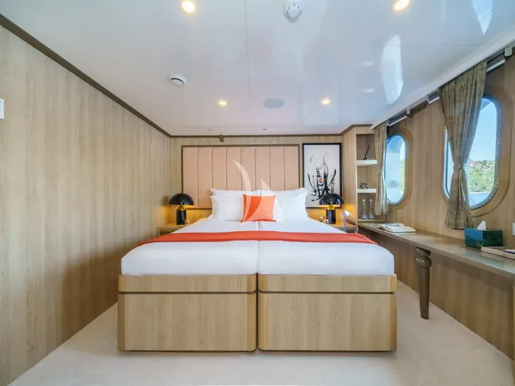 AGAPE ROSE Custom Yacht 48m - VIP cabin 2 AGAPE ROSE Custom Yacht 48m - VIP cabin 2