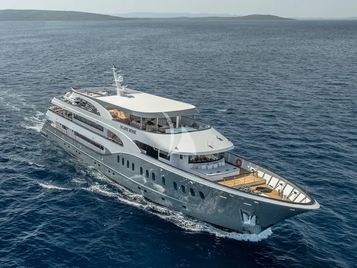 AGAPE ROSE Custom Yacht 48m - profile AGAPE ROSE Custom Yacht 48m - profile
