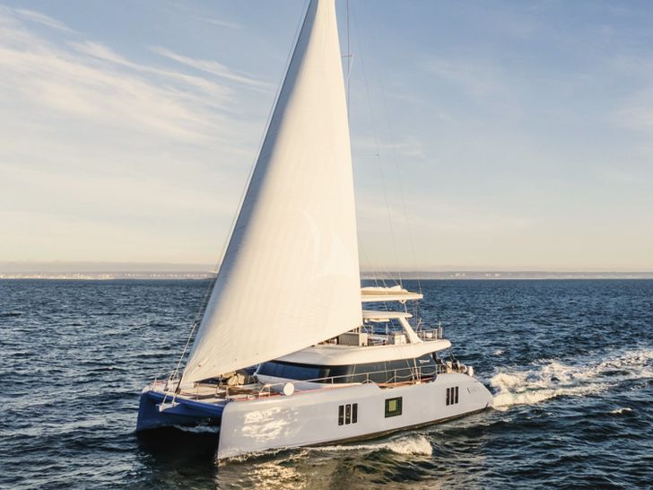 AGATA BLU Sunreef 70 main profile AGATA BLU Sunreef 70 main profile