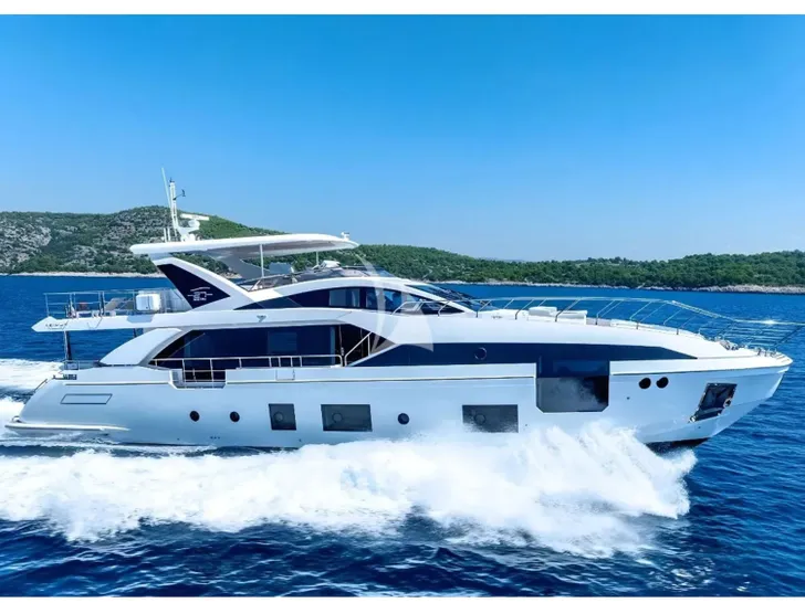 AGIO Azimut Grande 27m - profile AGIO Azimut Grande 27m - profile