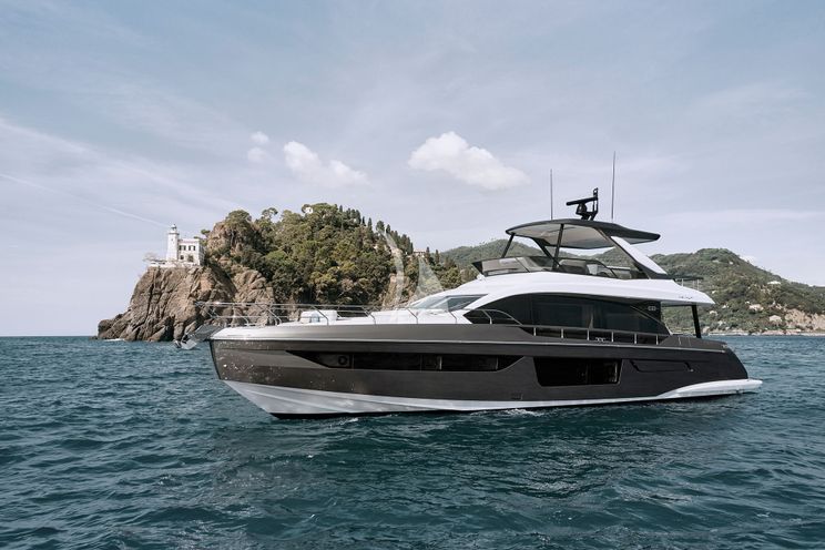 Charter Yacht AGLAYA - Azimut 68 Fly - 4 Cabins - Split - Dubrovnik - Hvar - Croatia