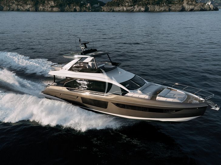 AGLAYA Azimut 68 Fly cruising side profile AGLAYA Azimut 68 Fly cruising side profile