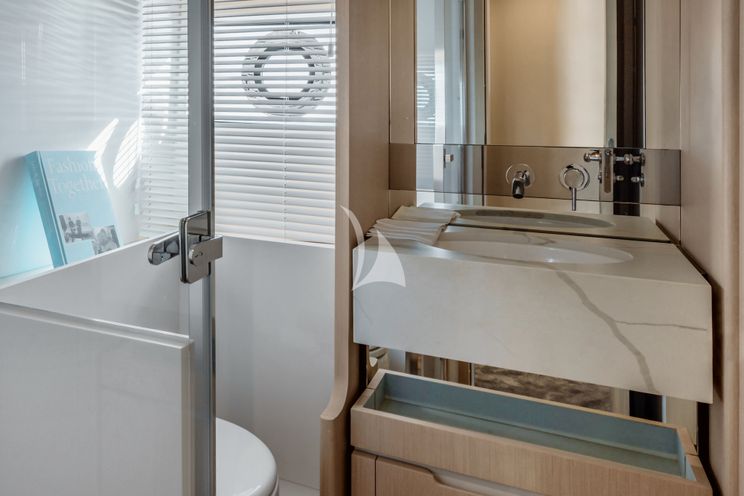 Charter Yacht AGLAYA - Azimut 68 Fly - 4 Cabins - Split - Dubrovnik - Hvar - Croatia