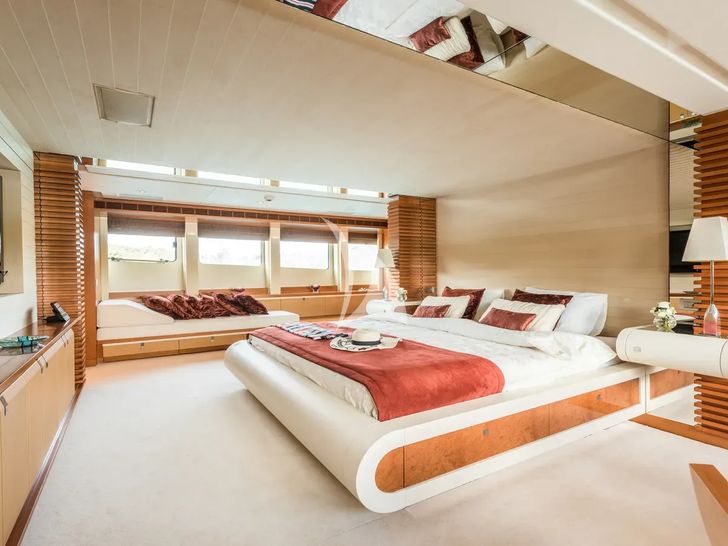 AGRAM Heesen 4400 - master cabin AGRAM Heesen 4400 - master cabin