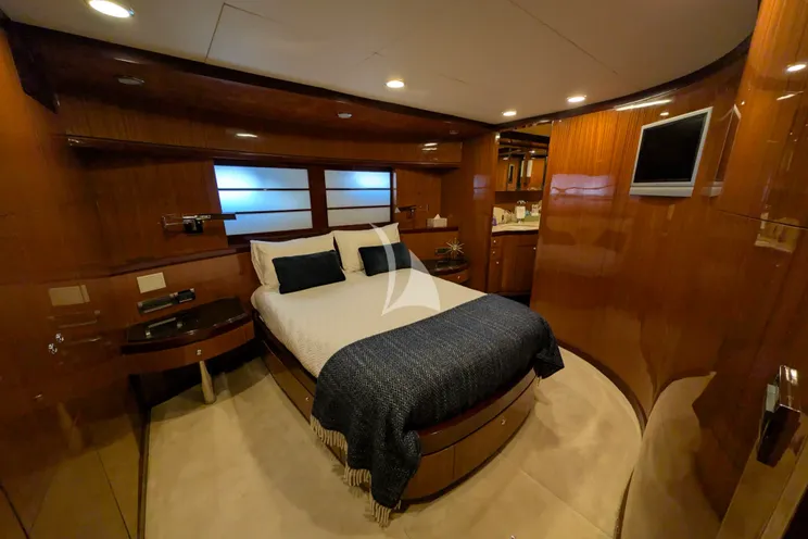 Charter Yacht A GREAT ESCAPE - Ocean Alexander 102 - 4 Cabins - Vancouver - Canada