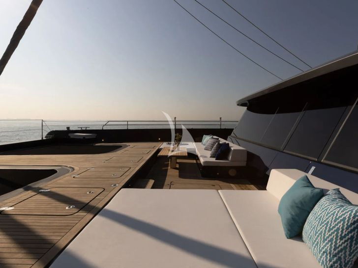 AHAVA Sunreef 80 Bow Sunbathing AHAVA Sunreef 80 Bow Sunbathing