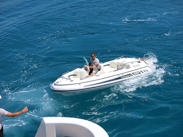 ALALYA ISA 47m - tender ALALYA ISA 47m - tender