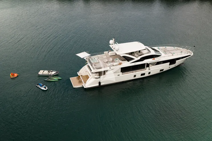 Charter Yacht ALEGRIA - Azimut Grande 32m - 4 Cabins - Nassau - Exumas - Bahamas