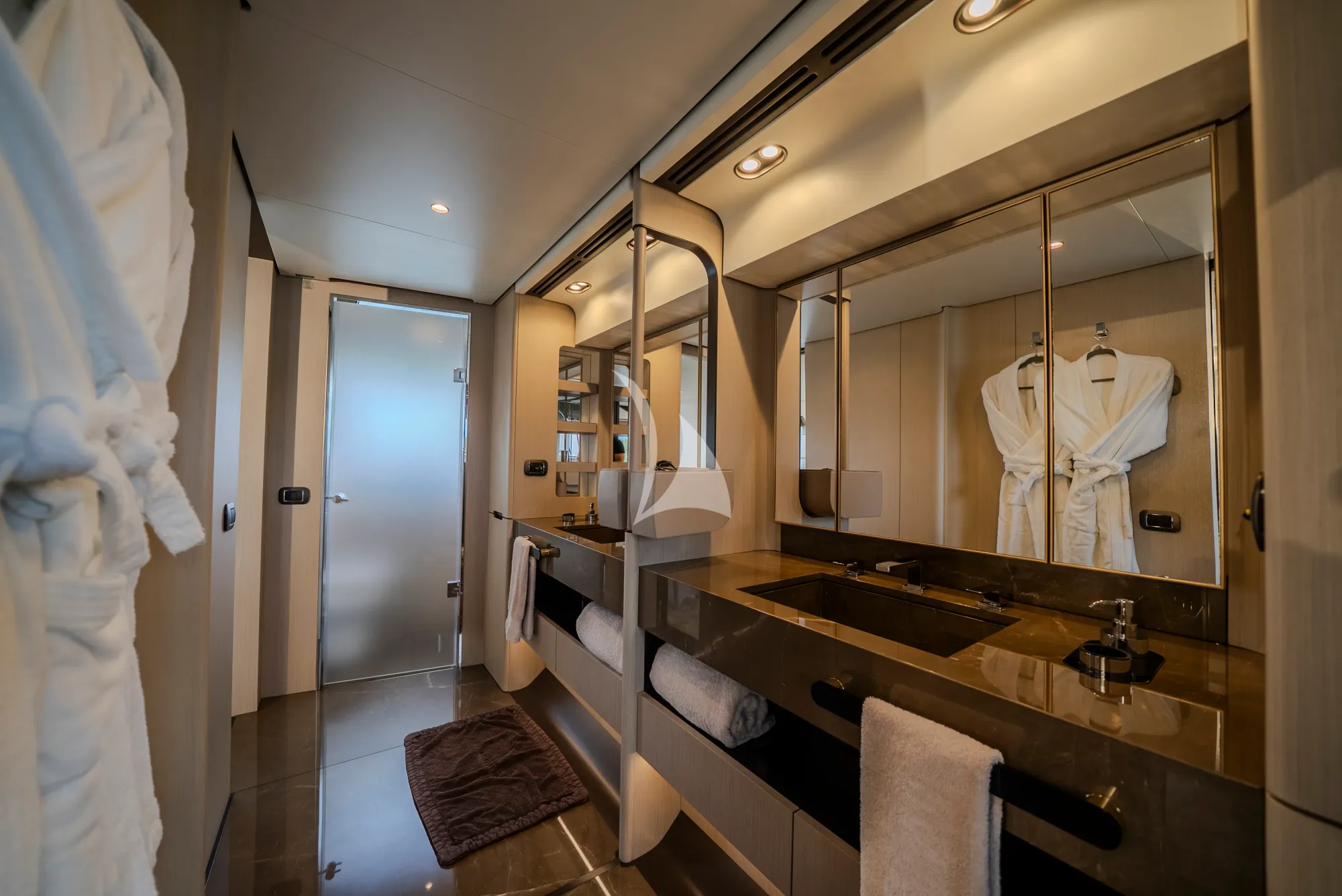 Charter Yacht ALEGRIA - Azimut Grande 32m - 4 Cabins - Nassau - Exumas - Bahamas