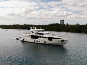 ALEGRIA - Azimut Grande 32m - 4 Cabins - Nassau - Exumas - Bahamas ALEGRIA - Azimut Grande 32m - 4 Cabins - Nassau - Exumas - Bahamas