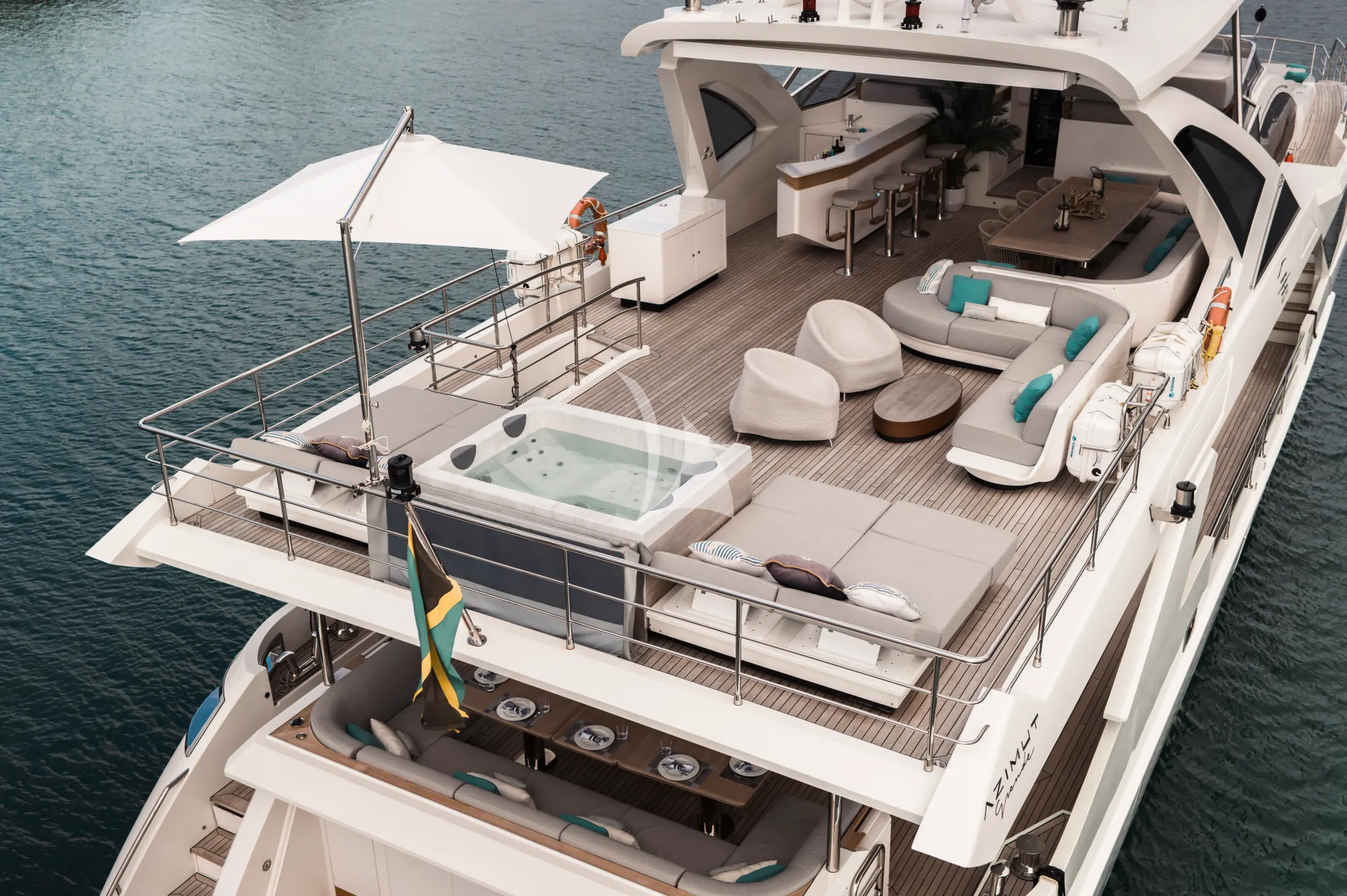 Charter Yacht ALEGRIA - Azimut Grande 32m - 4 Cabins - Nassau - Exumas - Bahamas