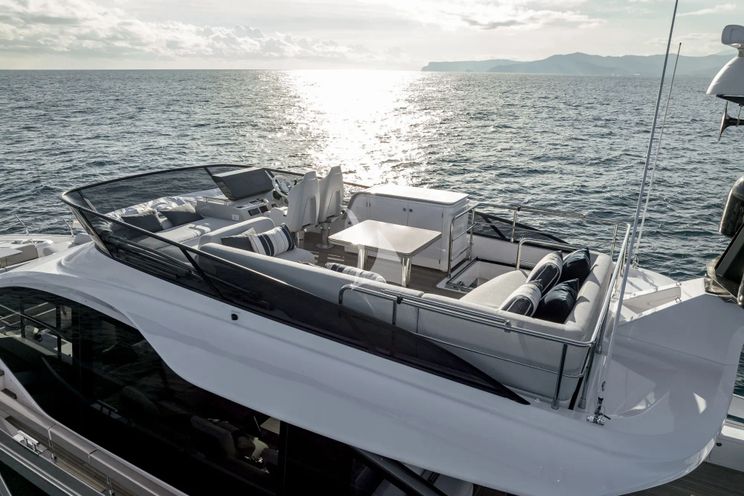 Charter Yacht ALE II - Azimut S7 - 3 Cabins - Naples - Capri - Positano - Amalfi Coast - Italy