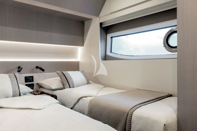 Charter Yacht ALE II - Azimut S7 - 3 Cabins - Naples - Capri - Positano - Amalfi Coast - Italy