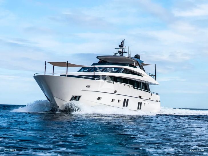 ALEIN Sanlorenzo SL96 - cruising bow view ALEIN Sanlorenzo SL96 - cruising bow view