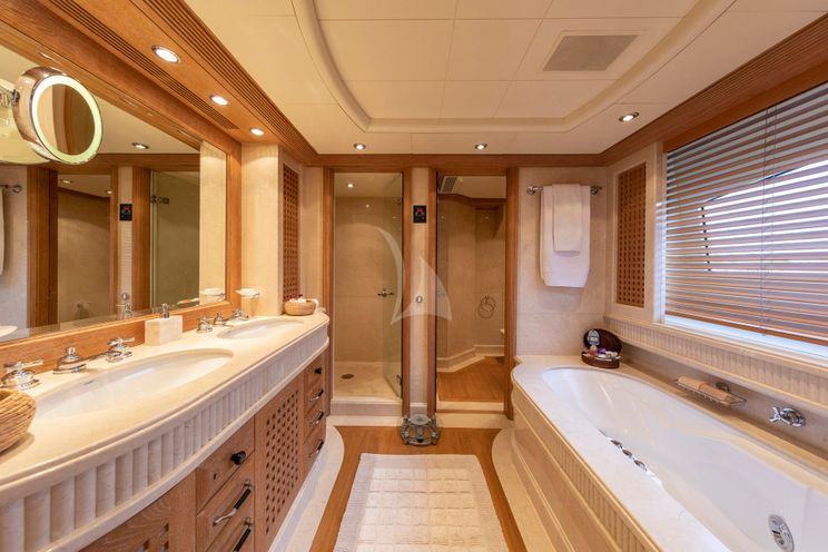 Charter Yacht ALEXANDRA - Benetti Golden Bay 50m - 7 Cabins - Athens - Mykonos - Paros - Cyclades - Zakynthos - Greece