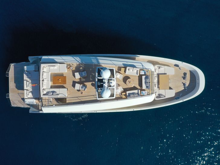 ALEXANDRA Wally Ace 27m aerial shot ALEXANDRA Wally Ace 27m aerial shot