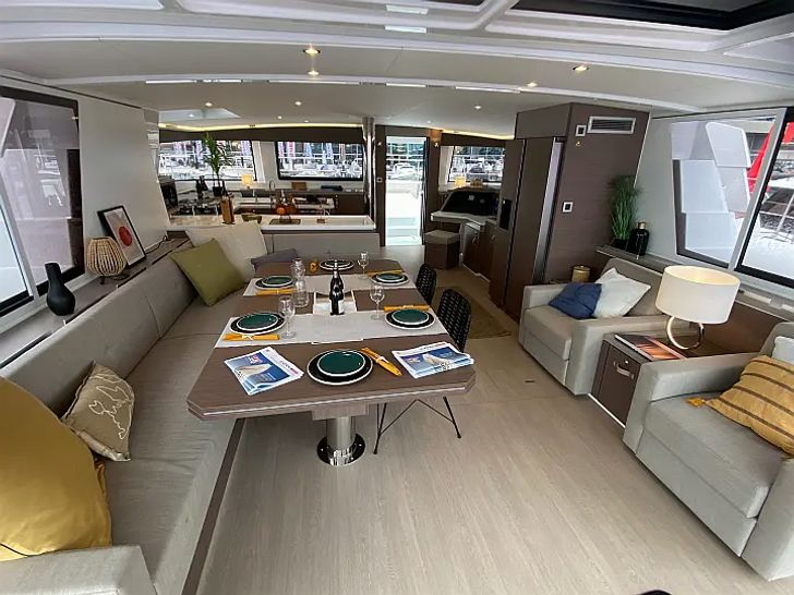 ALFA.BM2 Bali 5.4 saloon ALFA.BM2 Bali 5.4 saloon