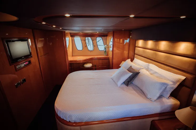 Charter Yacht ALFIE - Sunseeker Predator 68 - Airlie Beach - Whitsundays - Sydney