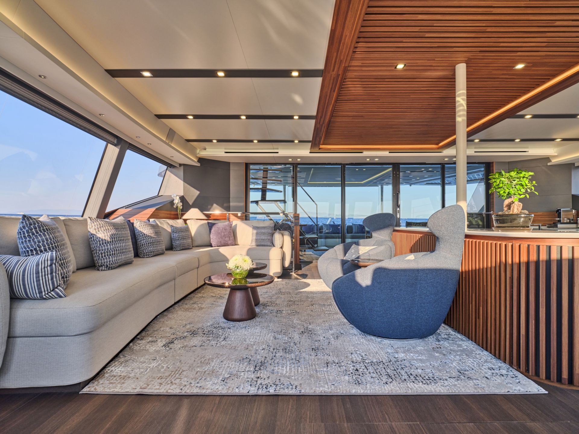 Charter Yacht ALINA - Fountaine Pajot Power 80 - 5 Cabins - Athens - Mykonos - Paros - Cyclades - Greece