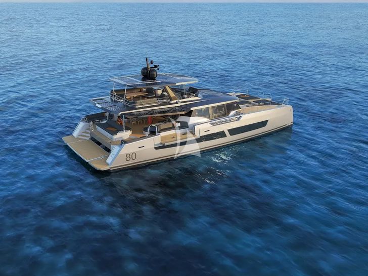 ALINA Fountaine Pajot Power 80 - anchored ALINA Fountaine Pajot Power 80 - anchored