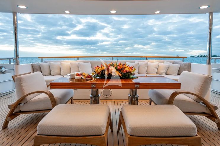 Charter Yacht ALLORA - Benetti 121 - 5 Cabins - St Martin - St Barths - Leewards - Caribbean