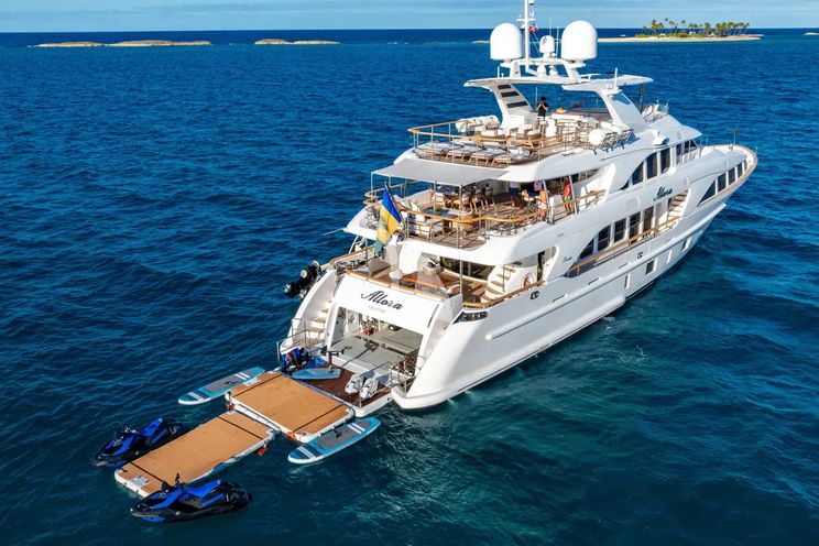 Charter Yacht ALLORA - Benetti 121 - 5 Cabins - St Martin - St Barths - Leewards - Caribbean