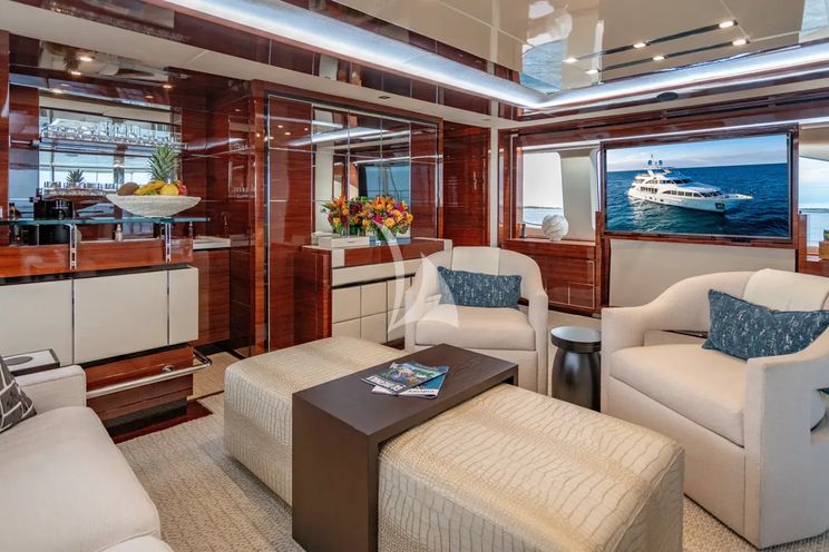 Charter Yacht ALLORA - Benetti 121 - 5 Cabins - St Martin - St Barths - Leewards - Caribbean