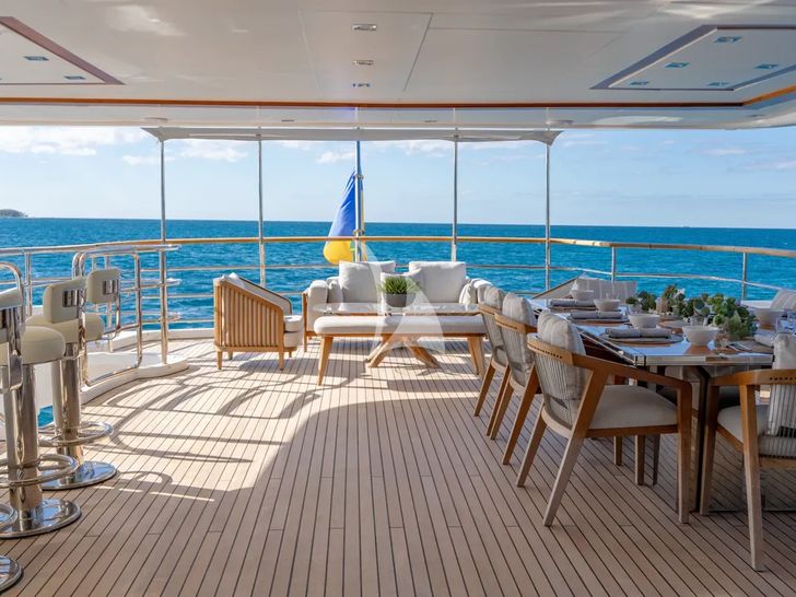 ALLORA Benetti 121 - sky deck aft ALLORA Benetti 121 - sky deck aft