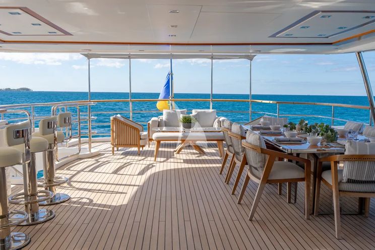 Charter Yacht ALLORA - Benetti 121 - 5 Cabins - St Martin - St Barths - Leewards - Caribbean