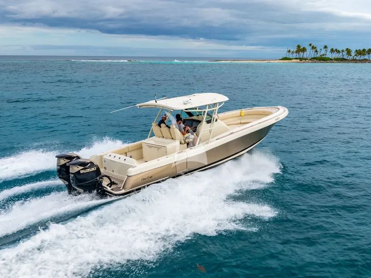 ALLORA Benetti 121 - tender cruising ALLORA Benetti 121 - tender cruising