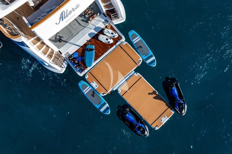 Charter Yacht ALLORA - Benetti 121 - 5 Cabins - St Martin - St Barths - Leewards - Caribbean