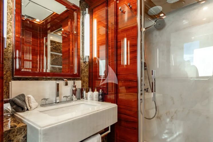 Charter Yacht ALLORA - Benetti 121 - 5 Cabins - St Martin - St Barths - Leewards - Caribbean