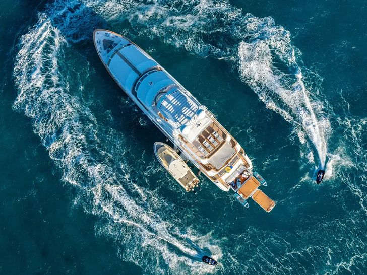 ALLORA Benetti 121 - water sports ALLORA Benetti 121 - water sports