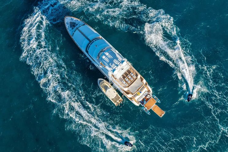 Charter Yacht ALLORA - Benetti 121 - 5 Cabins - St Martin - St Barths - Leewards - Caribbean