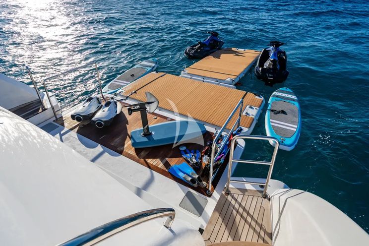 Charter Yacht ALLORA - Benetti 121 - 5 Cabins - St Martin - St Barths - Leewards - Caribbean