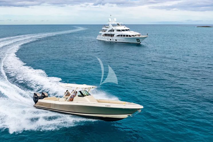 Charter Yacht ALLORA - Benetti 121 - 5 Cabins - St Martin - St Barths - Leewards - Caribbean