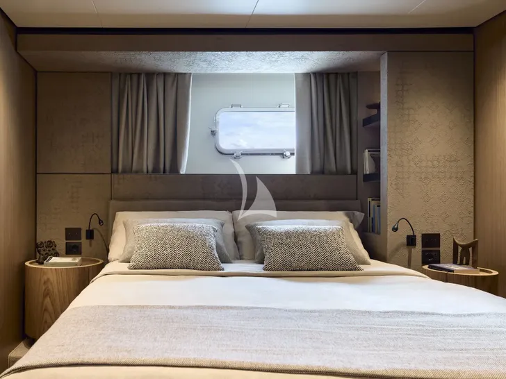 ALMA BLU Sanlorenzo SL86A - VIP cabin ALMA BLU Sanlorenzo SL86A - VIP cabin