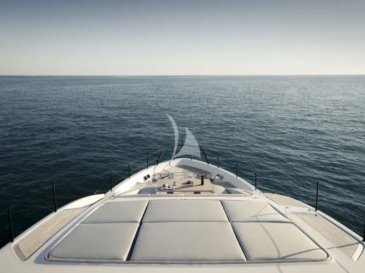 ALMA BLU Sanlorenzo SL86A - foredeck ALMA BLU Sanlorenzo SL86A - foredeck