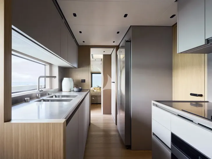 ALMA BLU Sanlorenzo SL86A - galley ALMA BLU Sanlorenzo SL86A - galley