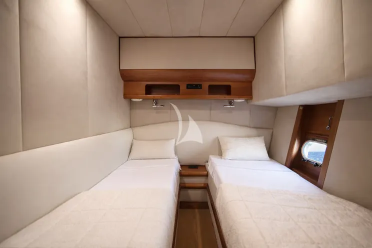 Charter Yacht ALMA DE MAR - VZ Yacht 22m - 3 Cabins - Naples - Salerno - Capri - Positano - Amalfi Coast - Italy