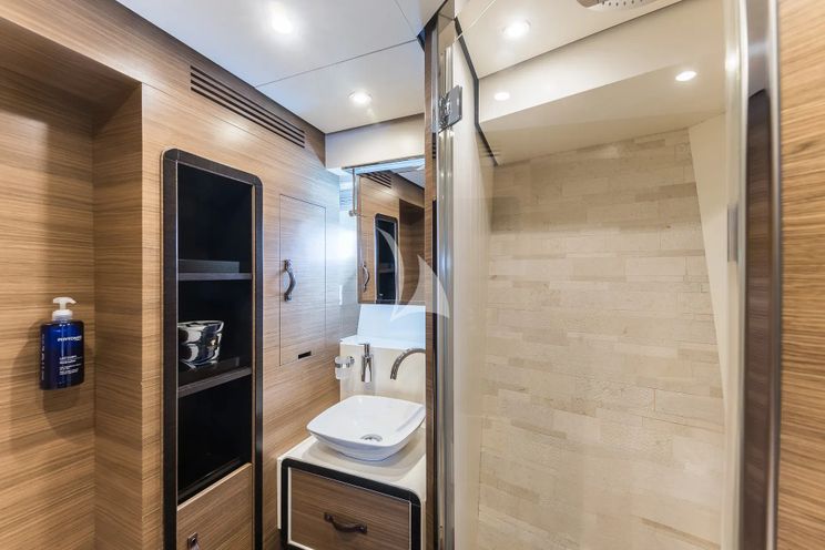 Charter Yacht ALMAR II - Azimut Magellano 76 - 4 Cabins - Palma - Mallorca - Ibiza - Balearics - Spain