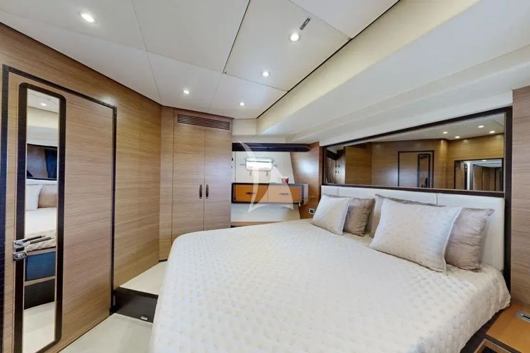 Charter Yacht ALMAR II - Azimut Magellano 76 - 4 Cabins - Palma - Mallorca - Ibiza - Balearics - Spain