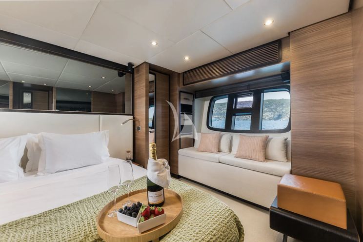 Charter Yacht ALMAR II - Azimut Magellano 76 - 4 Cabins - Palma - Mallorca - Ibiza - Balearics - Spain