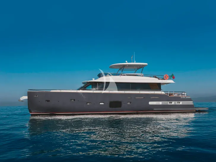 ALMAR II Azimut Magellano 76 - profile ALMAR II Azimut Magellano 76 - profile