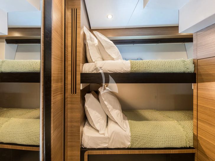 ALMAR II Azimut Magellano 76 - twin cabin 2 ALMAR II Azimut Magellano 76 - twin cabin 2