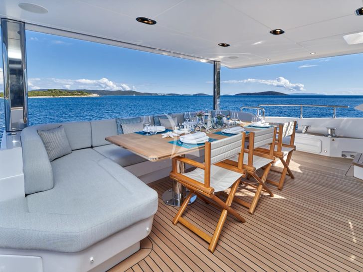 ALUMINIA TOO Azimut Dining ALUMINIA TOO Azimut Dining