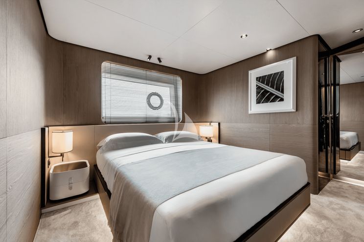 Charter Yacht ALUMINIA TOO - Azimut Grande 27M - 5 Cabins - Split - Dubrovnik - Hvar - Croatia