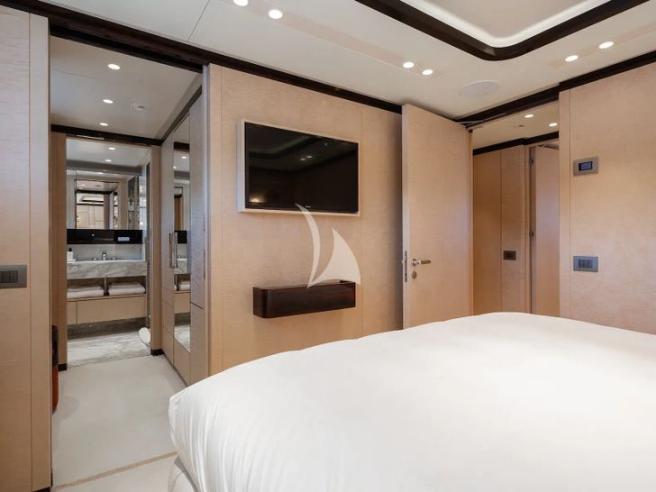 ALUNYA Benetti B.Now 50m - VIP cabin 3 ALUNYA Benetti B.Now 50m - VIP cabin 3