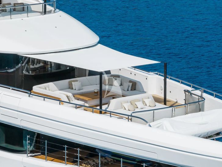 ALUNYA Benetti B.Now 50m - shaded foredeck seating ALUNYA Benetti B.Now 50m - shaded foredeck seating